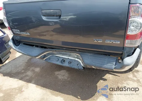 2014 Toyota Tacoma Base V6 z USA, uszkodzony, nr VIN 3TMLU4EN6EM163642